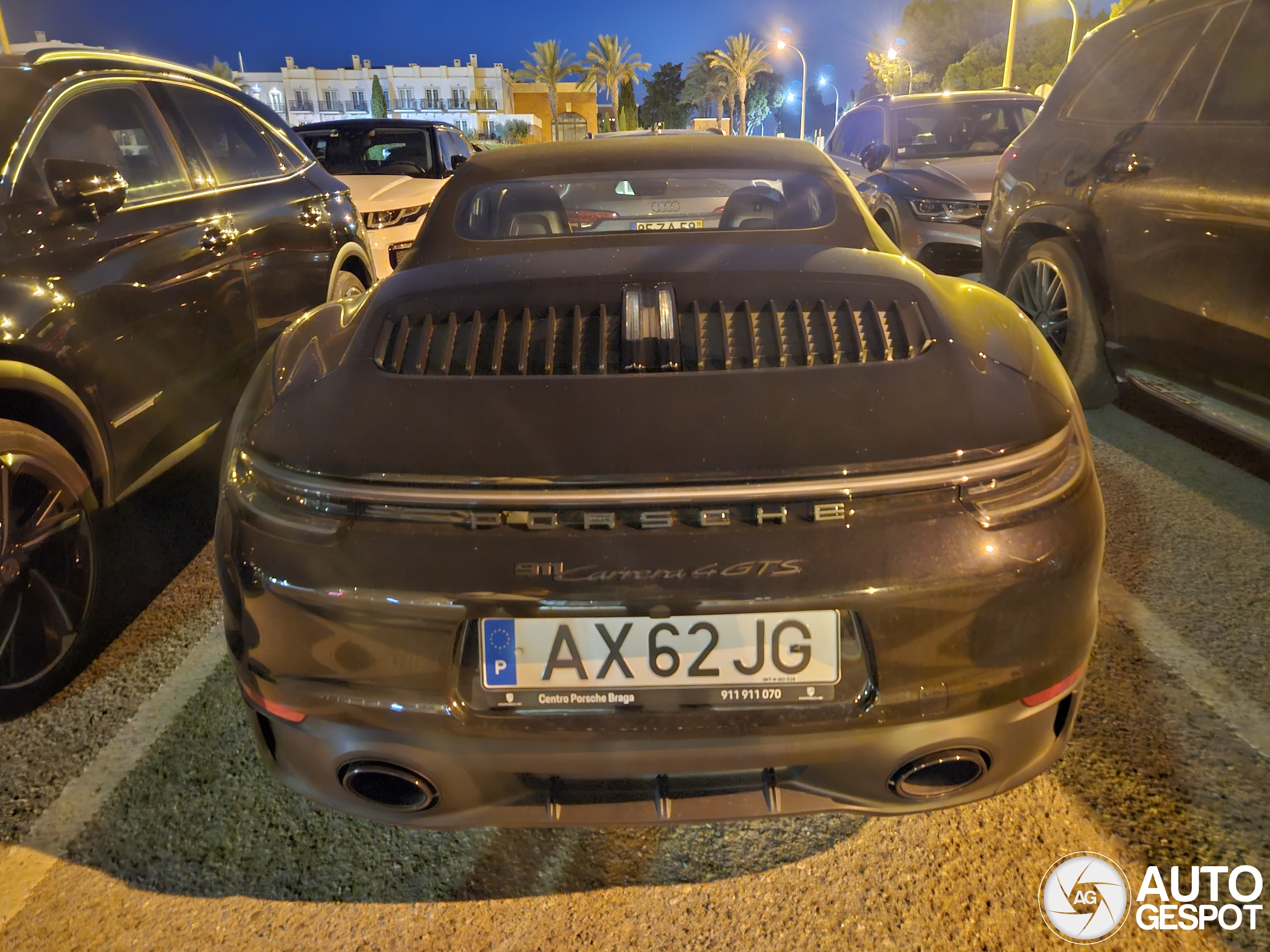 Porsche 992 Carrera 4 GTS Cabriolet