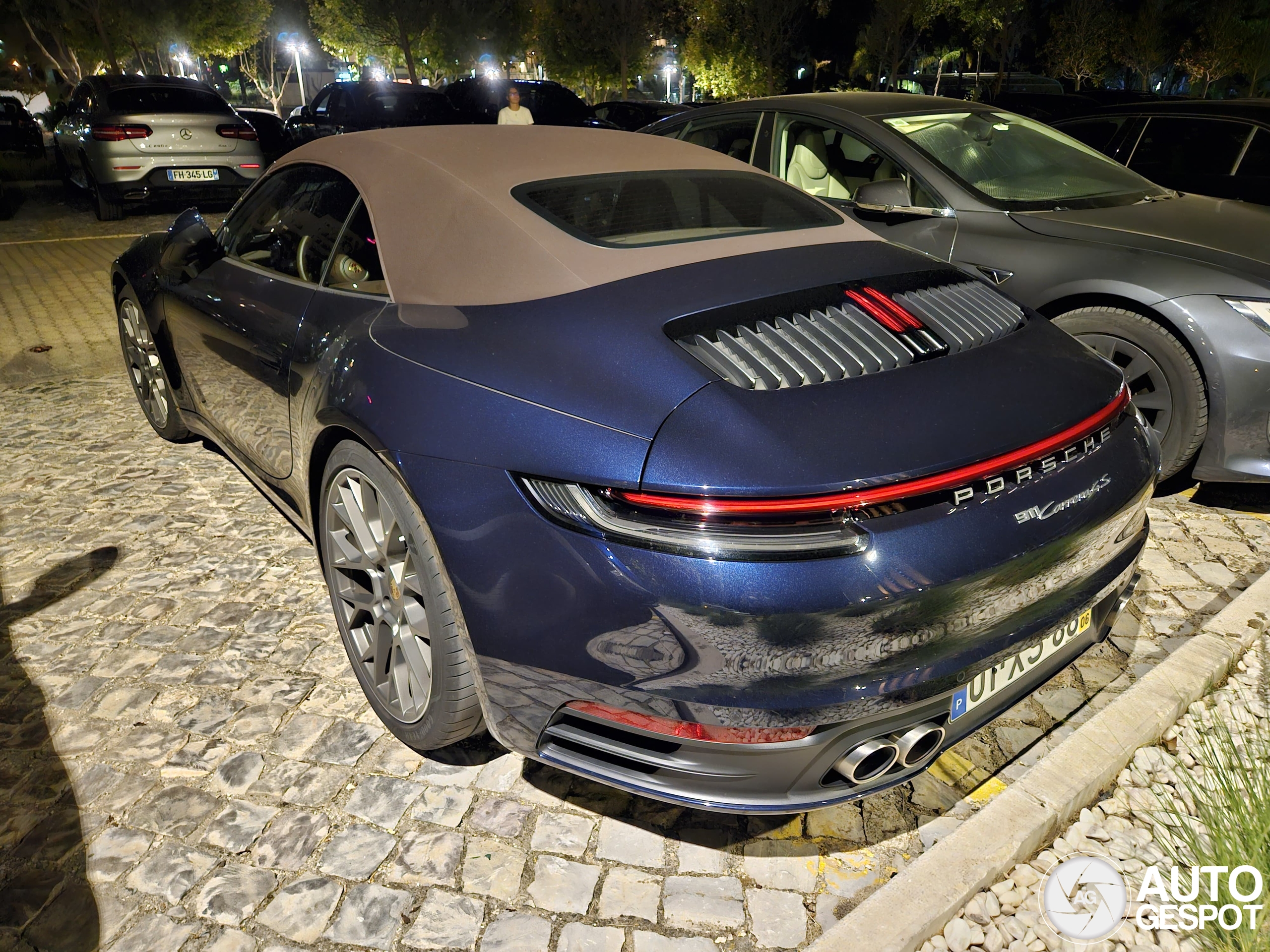 Porsche 992 Carrera 4S Cabriolet