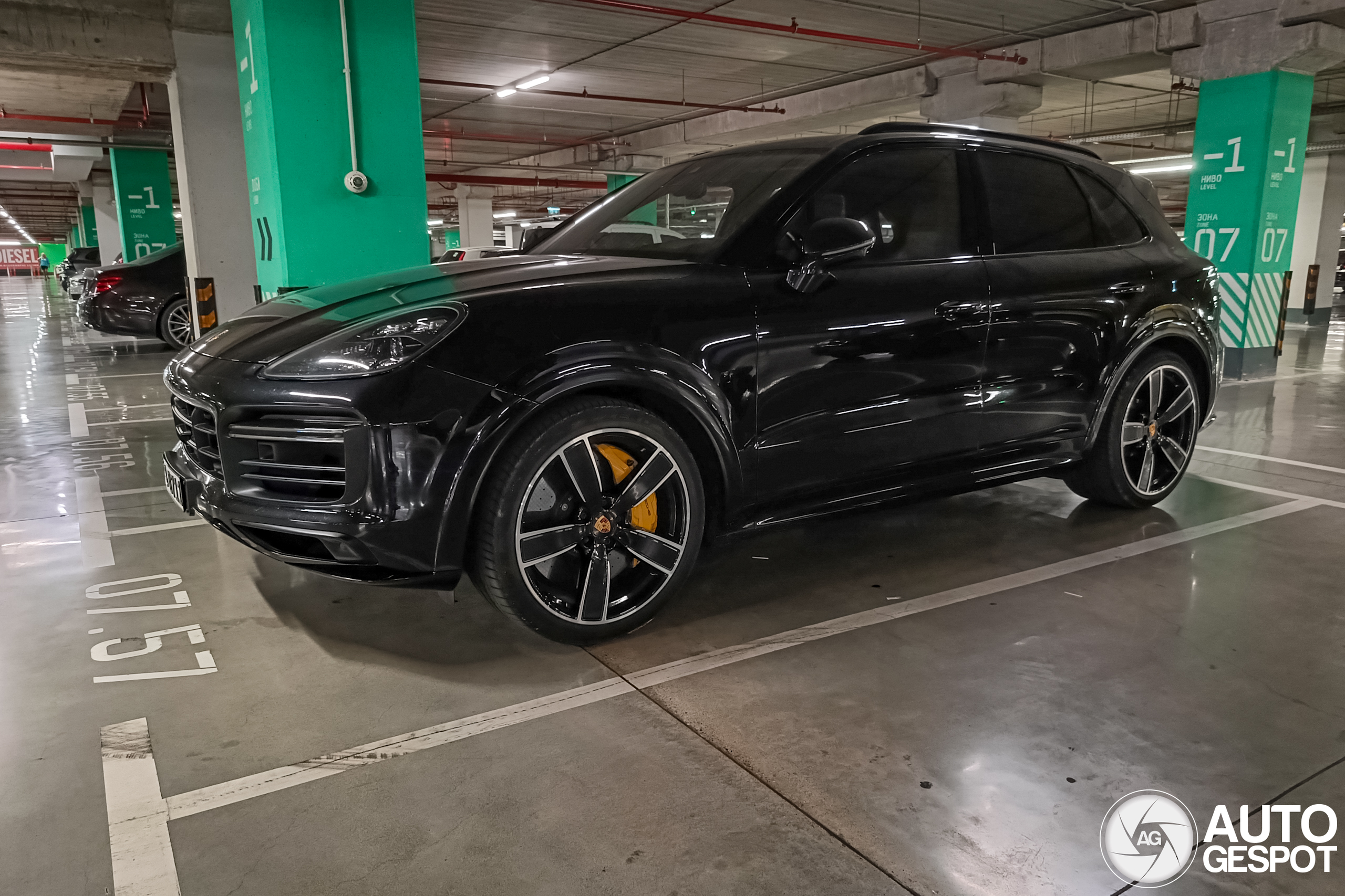 Porsche Cayenne Turbo S E-Hybrid