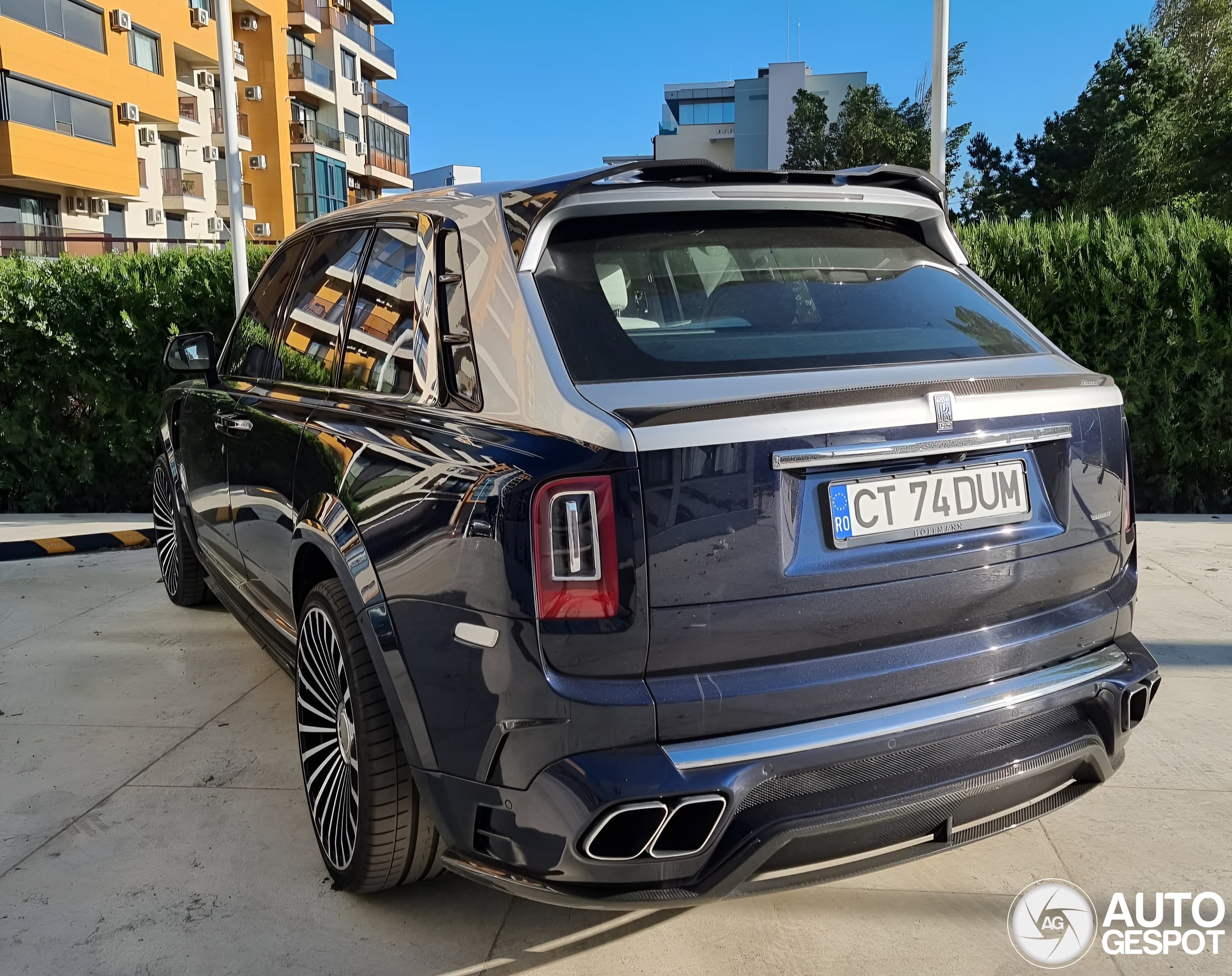 Rolls-Royce Mansory Cullinan Wide Body Coastline