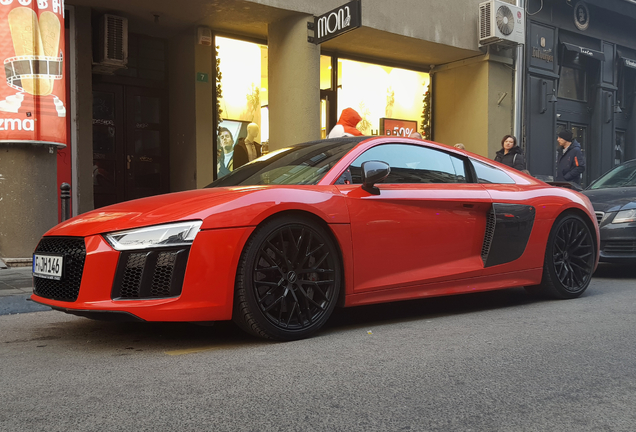 Audi R8 V10 Plus 2015