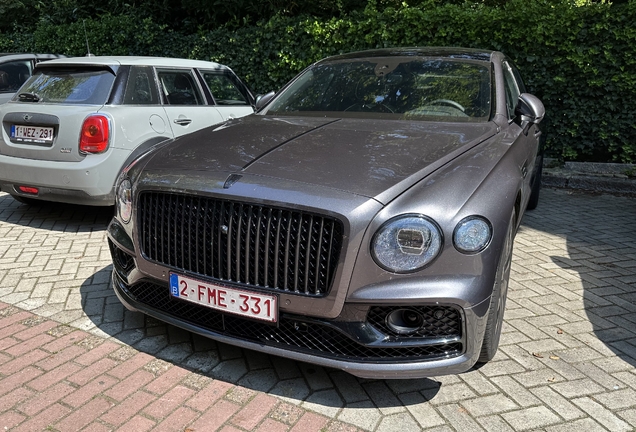 Bentley Flying Spur Hybrid