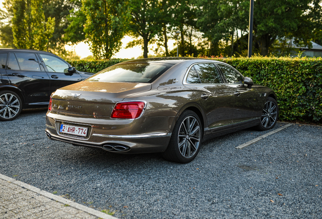 Bentley Flying Spur V8 2021 First Edition