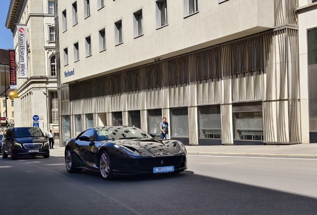 Ferrari 812 Superfast