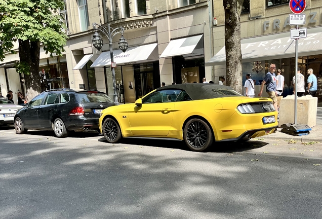 Ford Mustang GT Convertible 2015