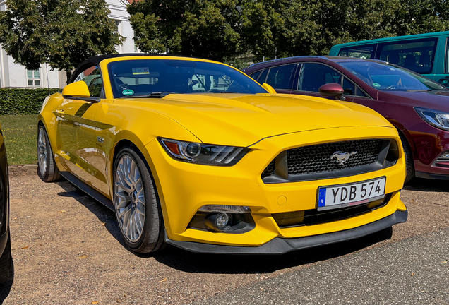 Ford Mustang GT Convertible 2015