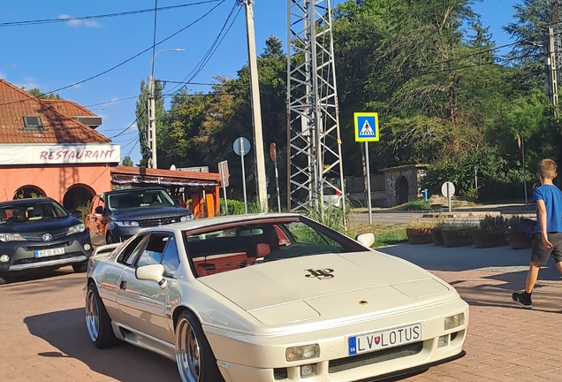 Lotus Esprit SE