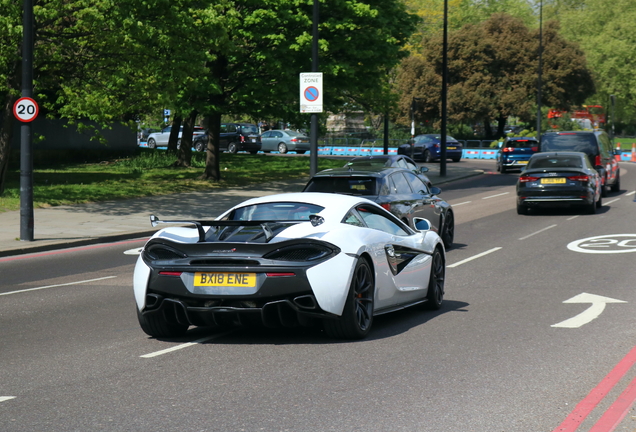 McLaren 570S