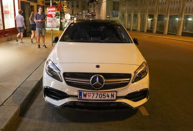 Mercedes-AMG A 45 W176 2015