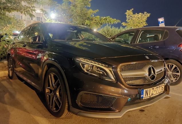 Mercedes-Benz GLA 45 AMG X156