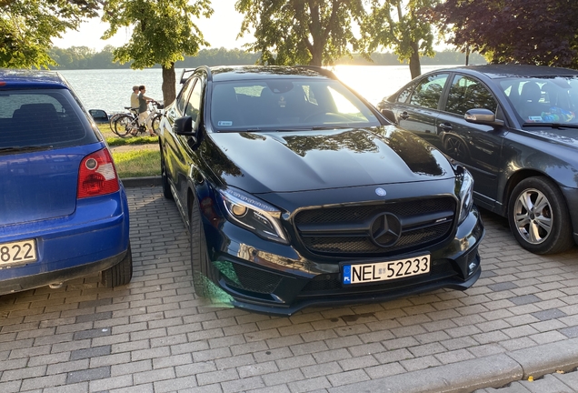 Mercedes-Benz GLA 45 AMG X156