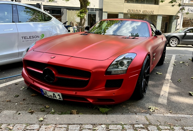 Mercedes-Benz SLS AMG GT Roadster