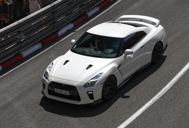 Nissan GT-R 2017