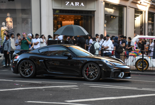 Porsche 718 Cayman GT4