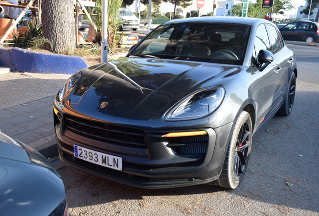 Porsche 95B Macan GTS MkIII