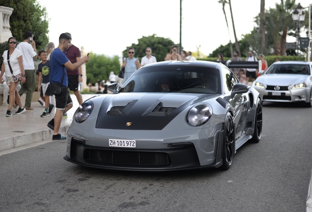 Porsche 992 GT3 RS Weissach Package