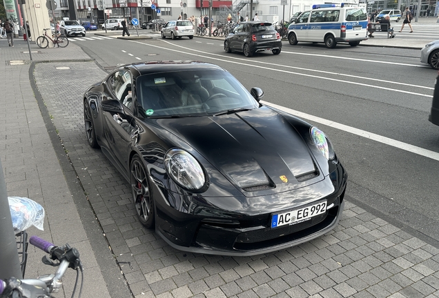 Porsche 992 GT3 Touring