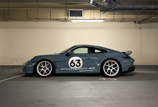 Porsche 992 S/T