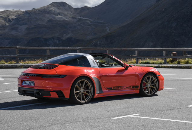 Porsche 992 Targa 4S