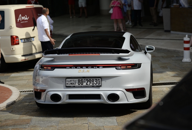 Porsche 992 Turbo