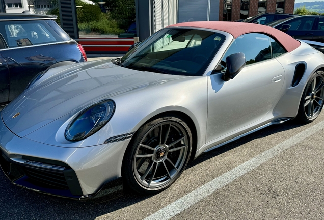 Porsche 992 Turbo S Cabriolet