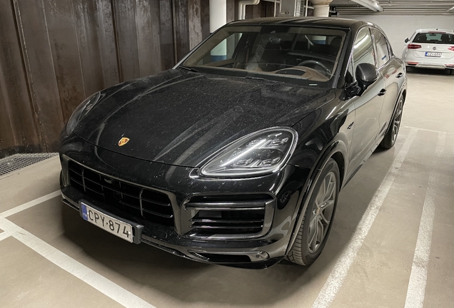 Porsche Cayenne Coupé Turbo S E-Hybrid