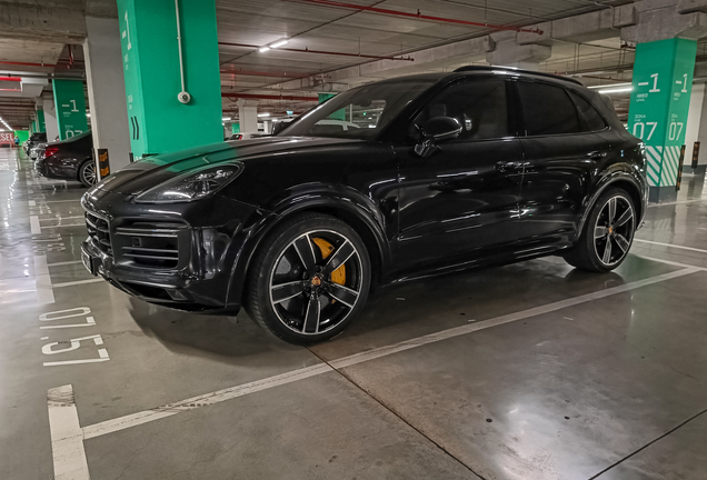 Porsche Cayenne Turbo S E-Hybrid