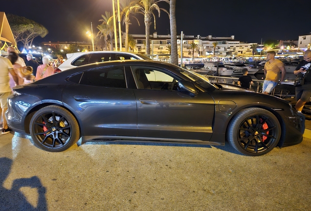 Porsche Taycan GTS