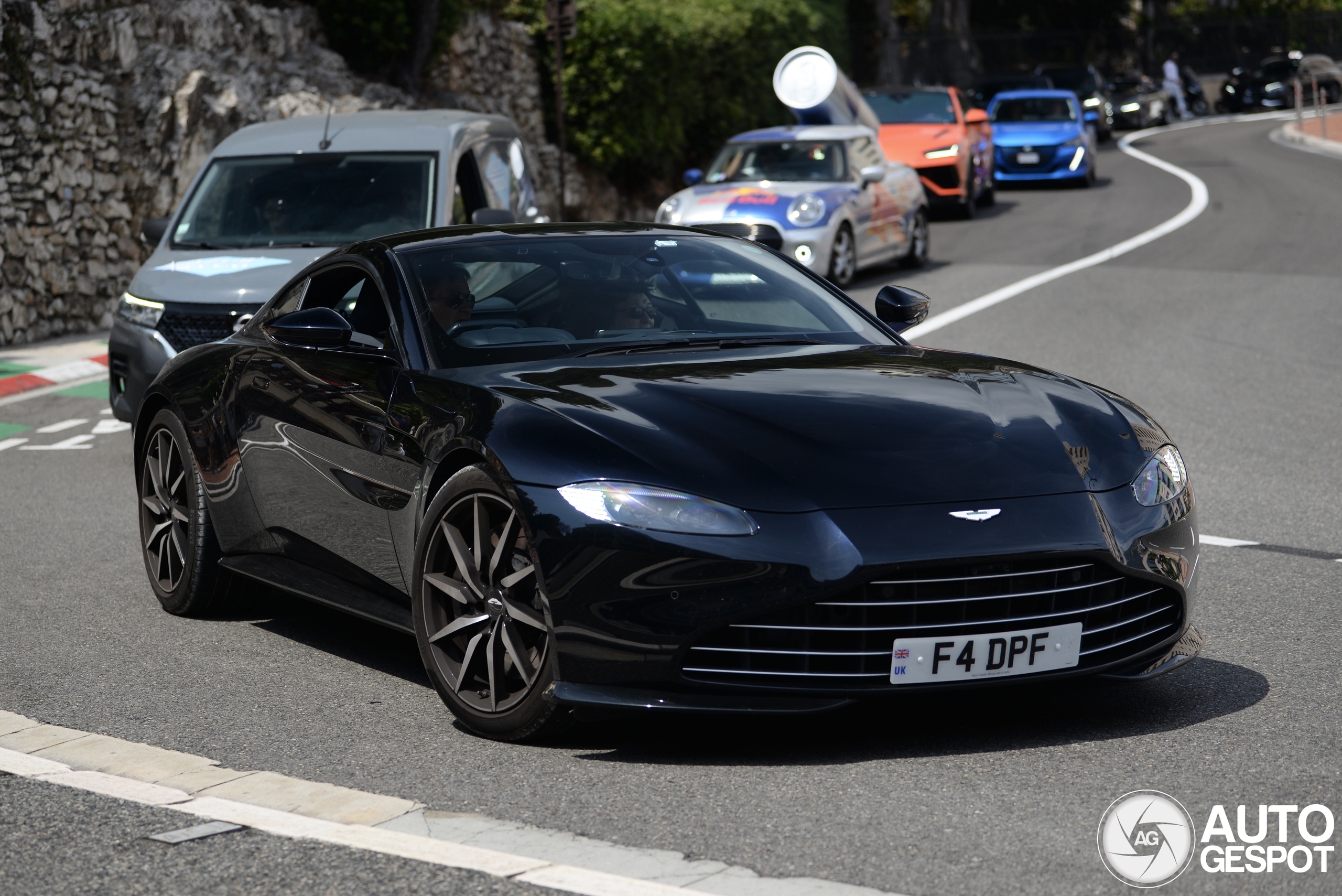 Aston Martin V8 Vantage 2018