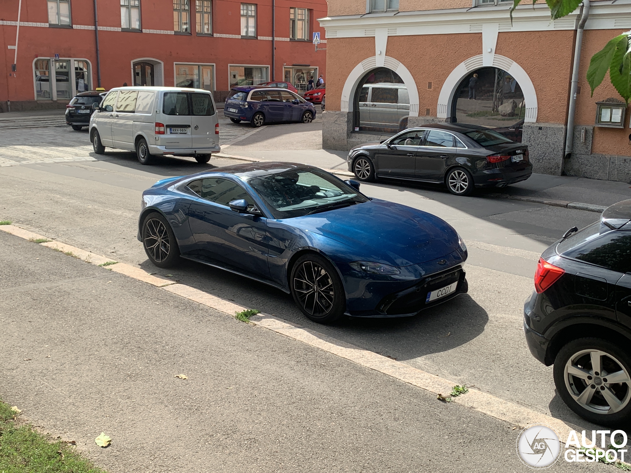 Aston Martin V8 Vantage 2018