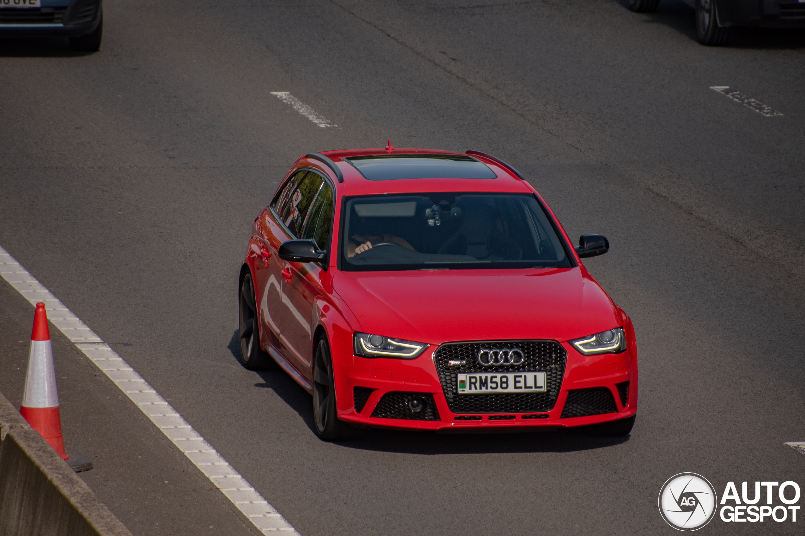 Audi RS4 Avant B8