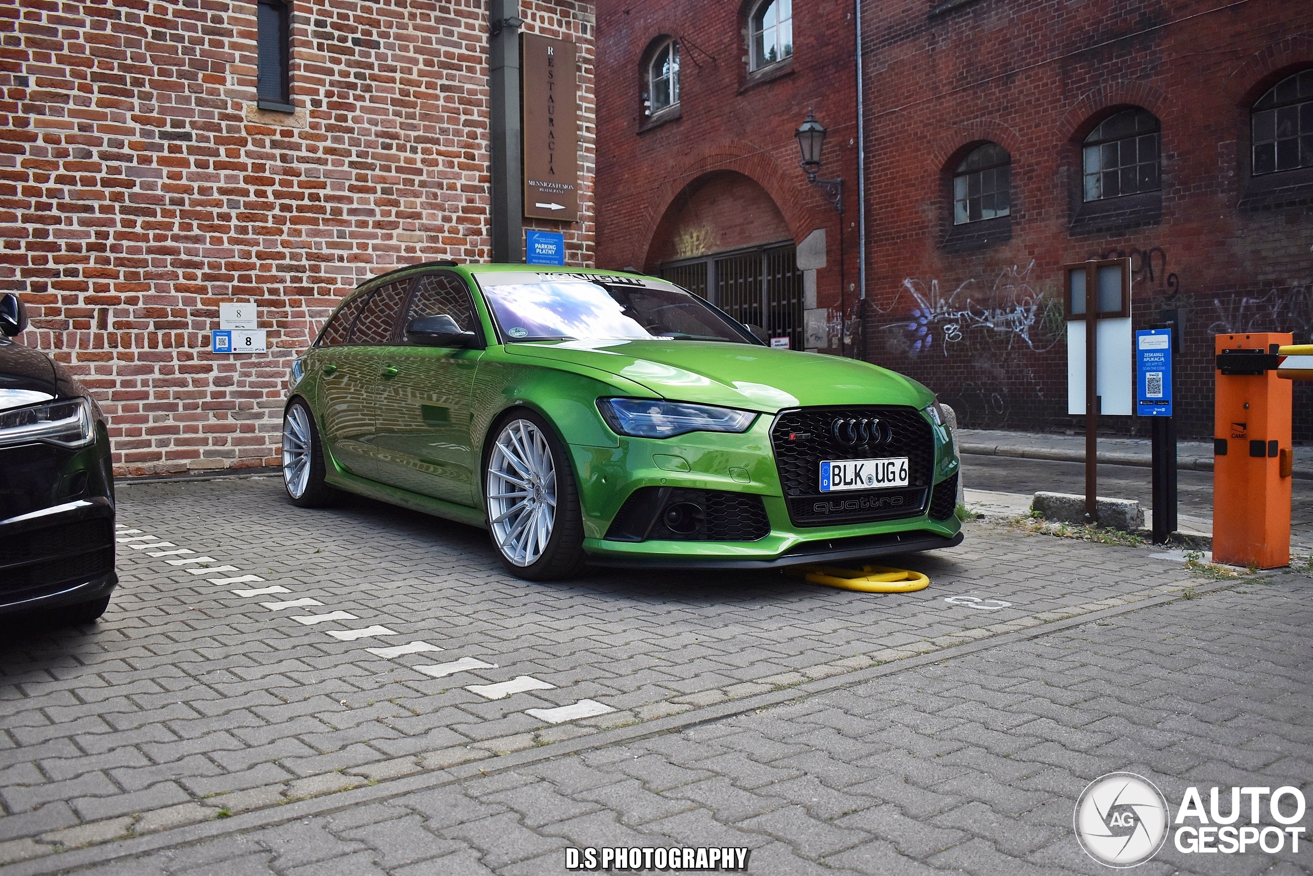 Audi RS6 Avant C7 2015