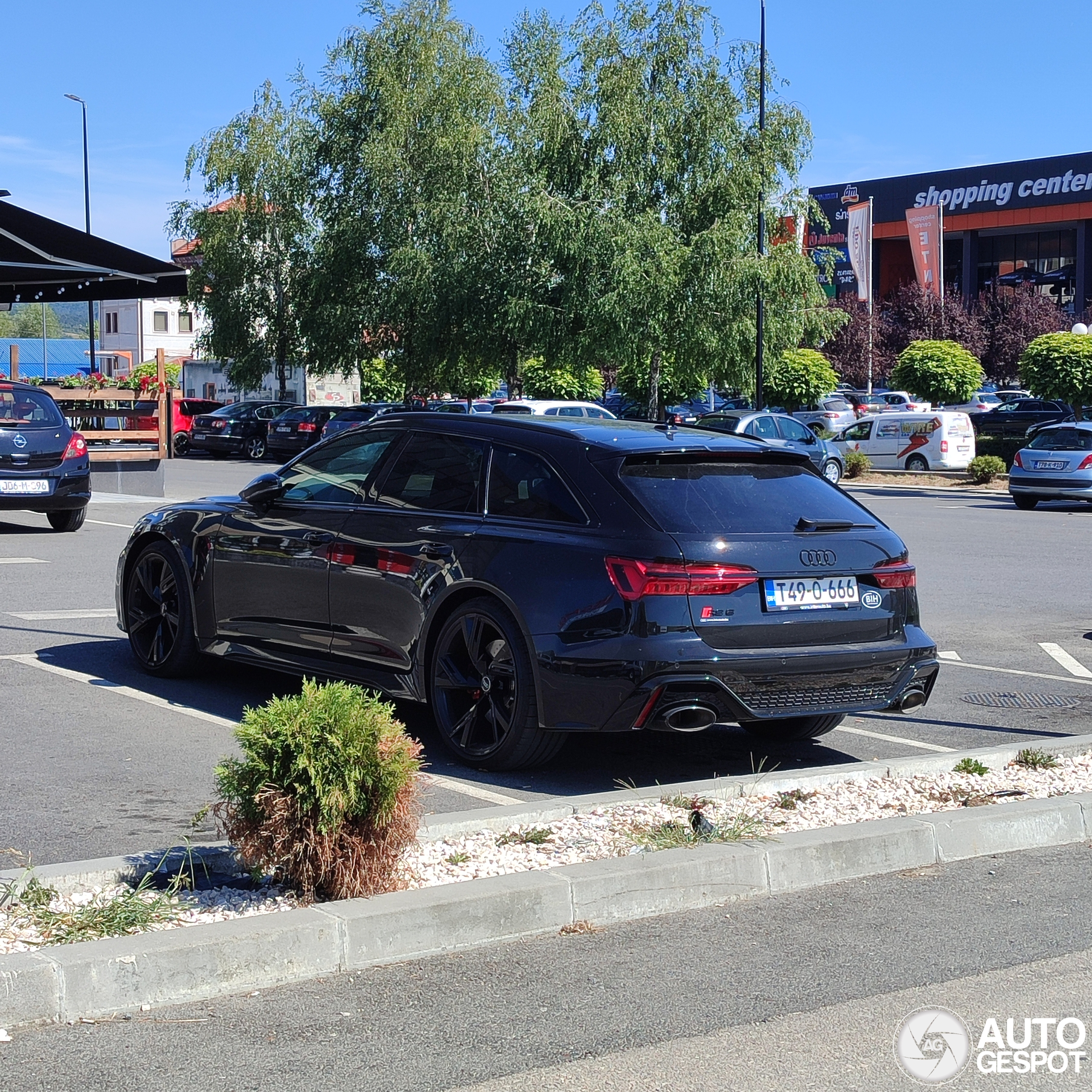 Audi RS6 Avant C8