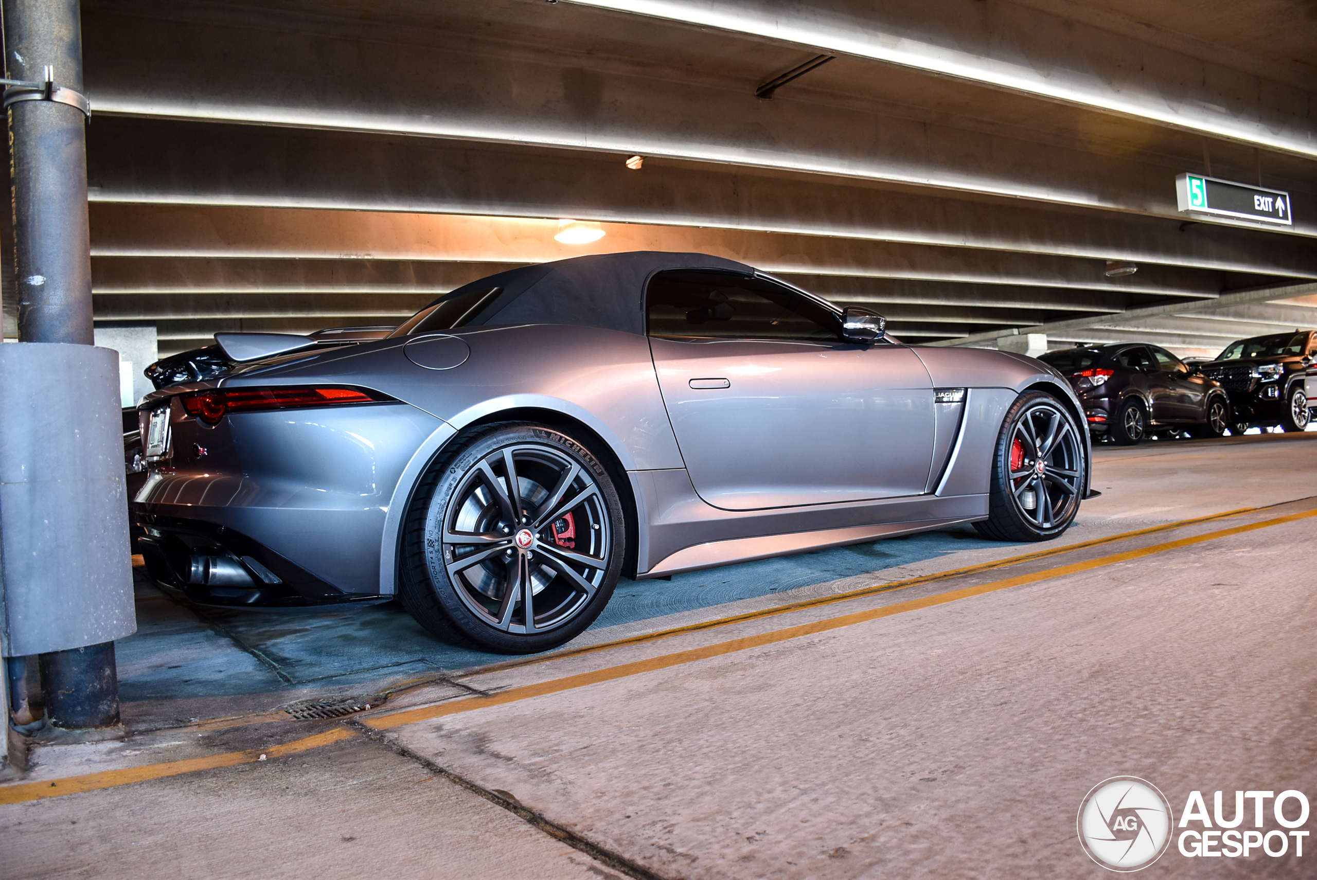 Jaguar F-TYPE SVR Convertible 2017