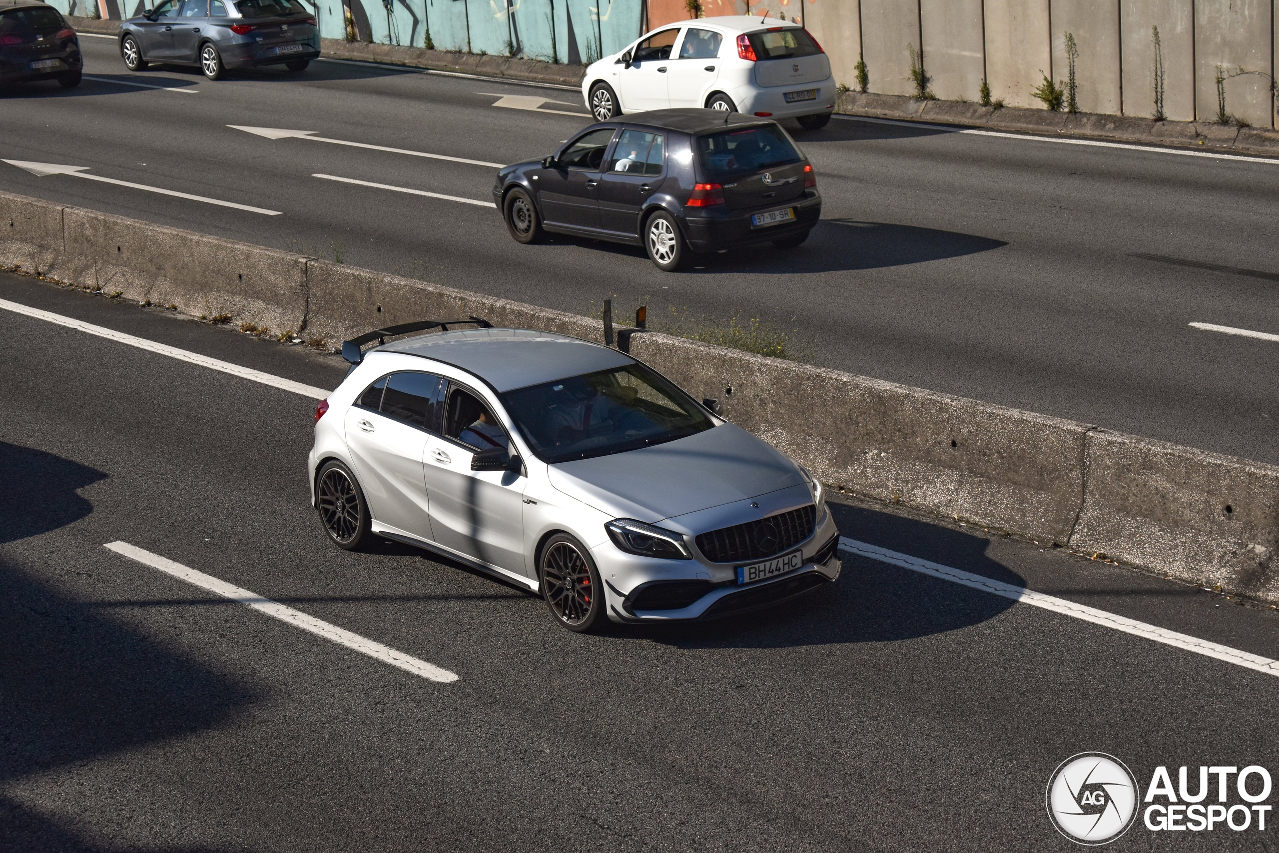 Mercedes-AMG A 45 W176 2015