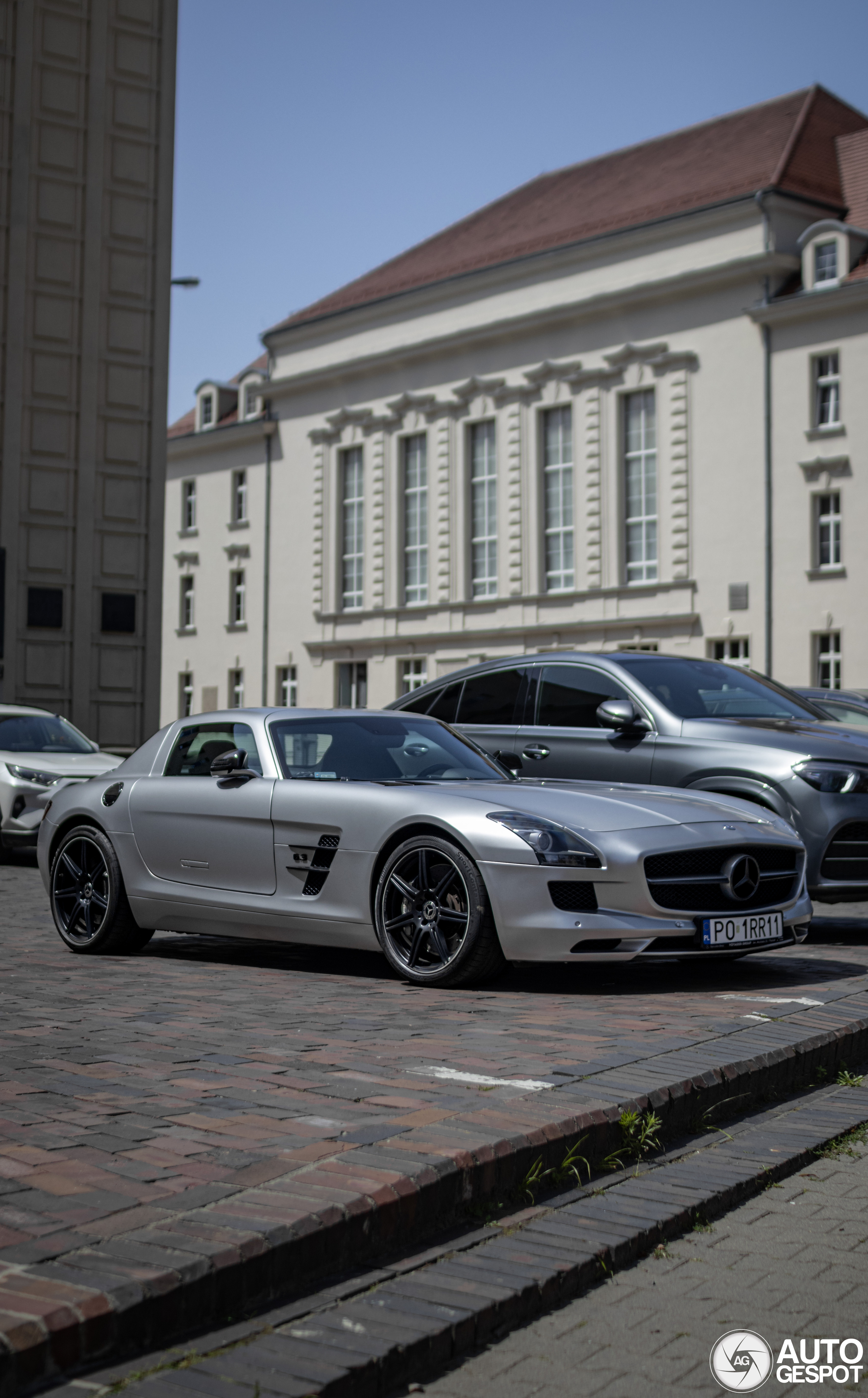 Mercedes-Benz SLS AMG