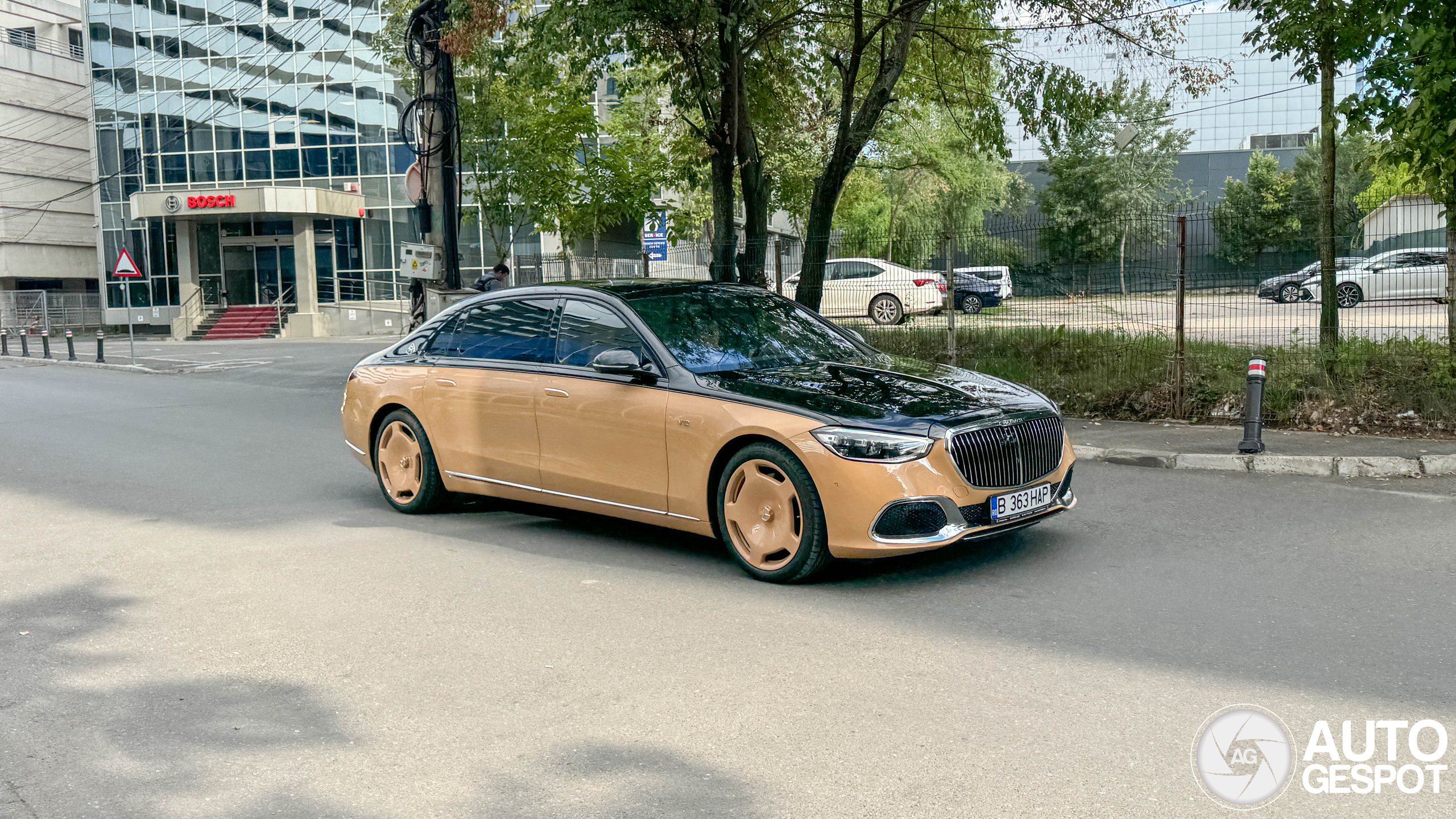 Mercedes-Maybach S 680 X223 Virgil Abloh Edition