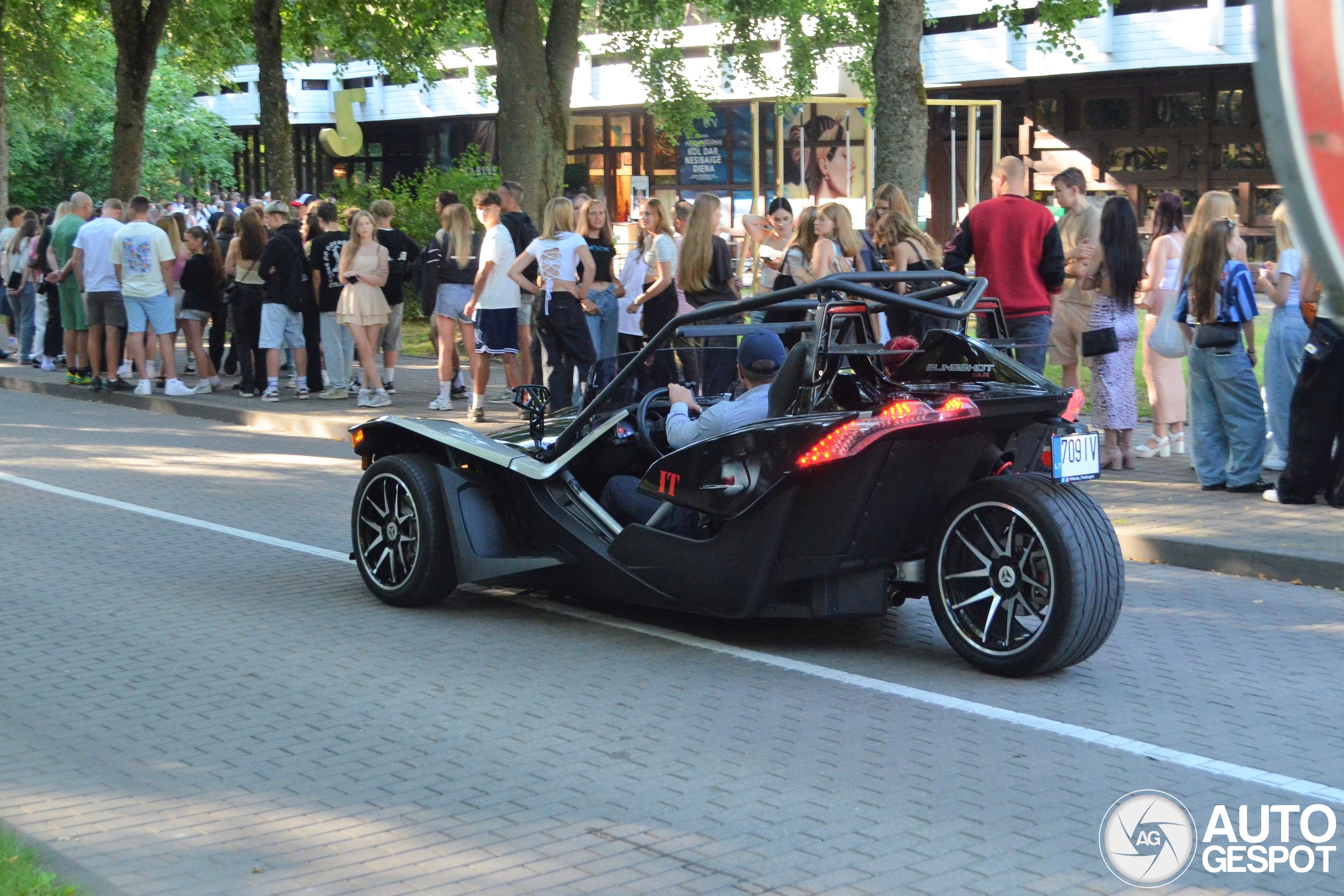 Polaris Slingshot SLR