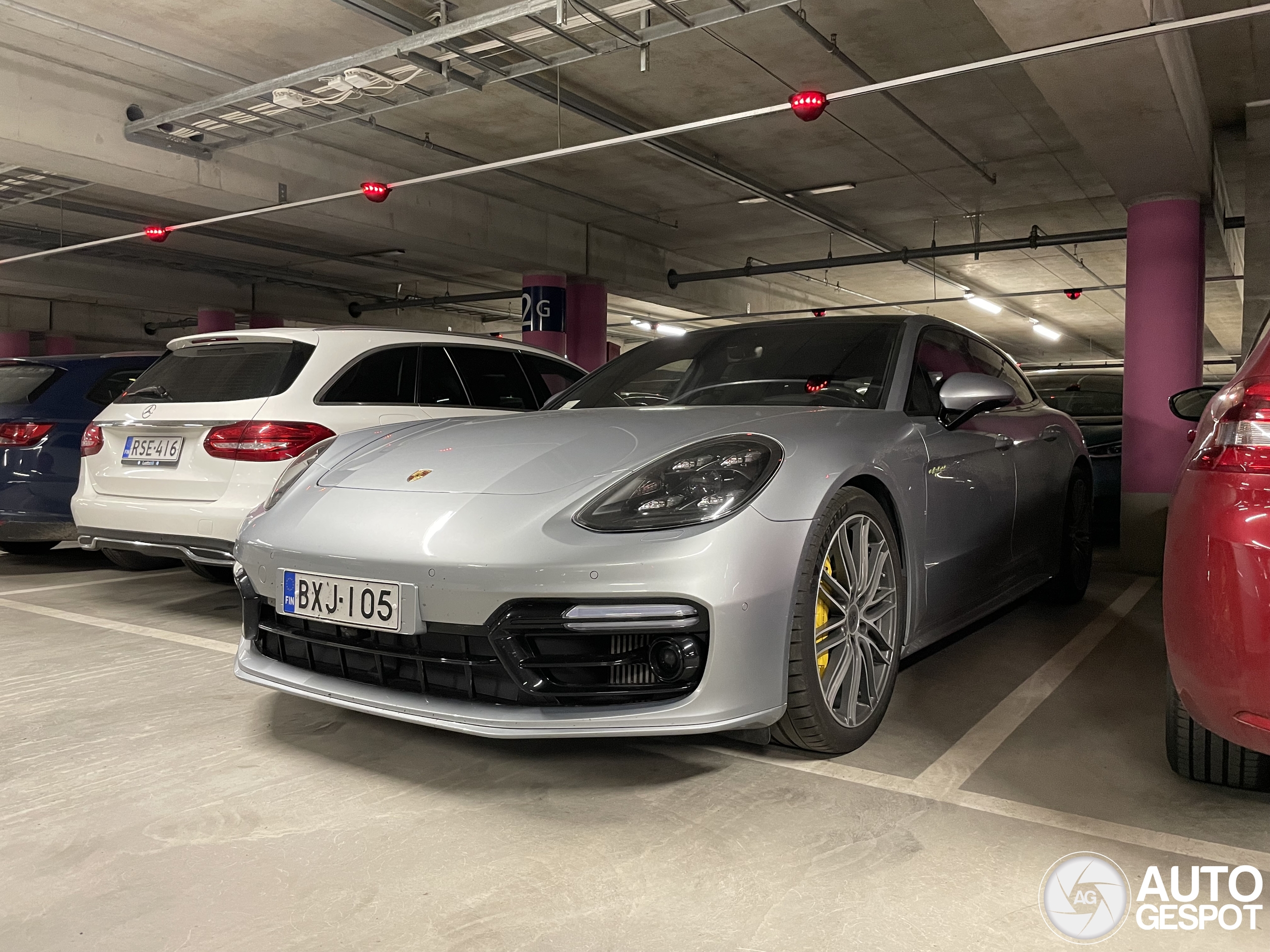 Porsche 971 Panamera Turbo S E-Hybrid Sport Turismo