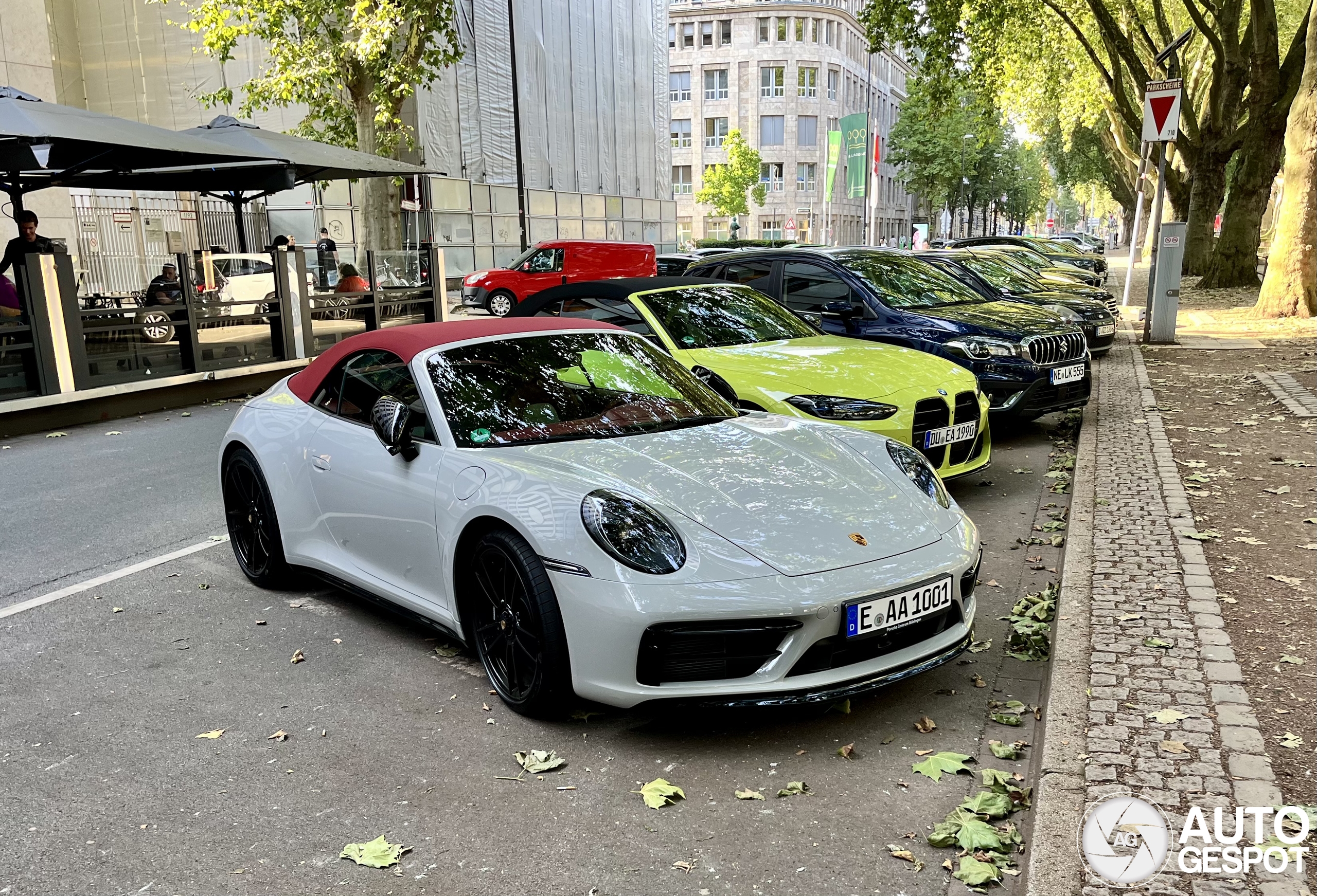 Porsche 992 Carrera 4 GTS Cabriolet