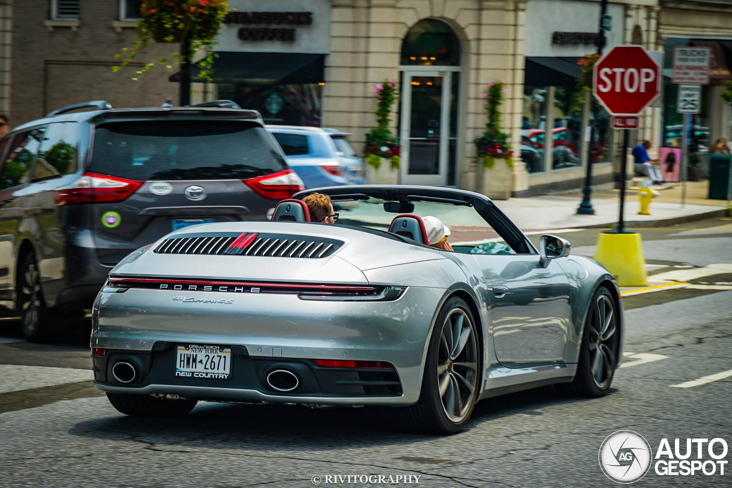 Porsche 992 Carrera 4S Cabriolet