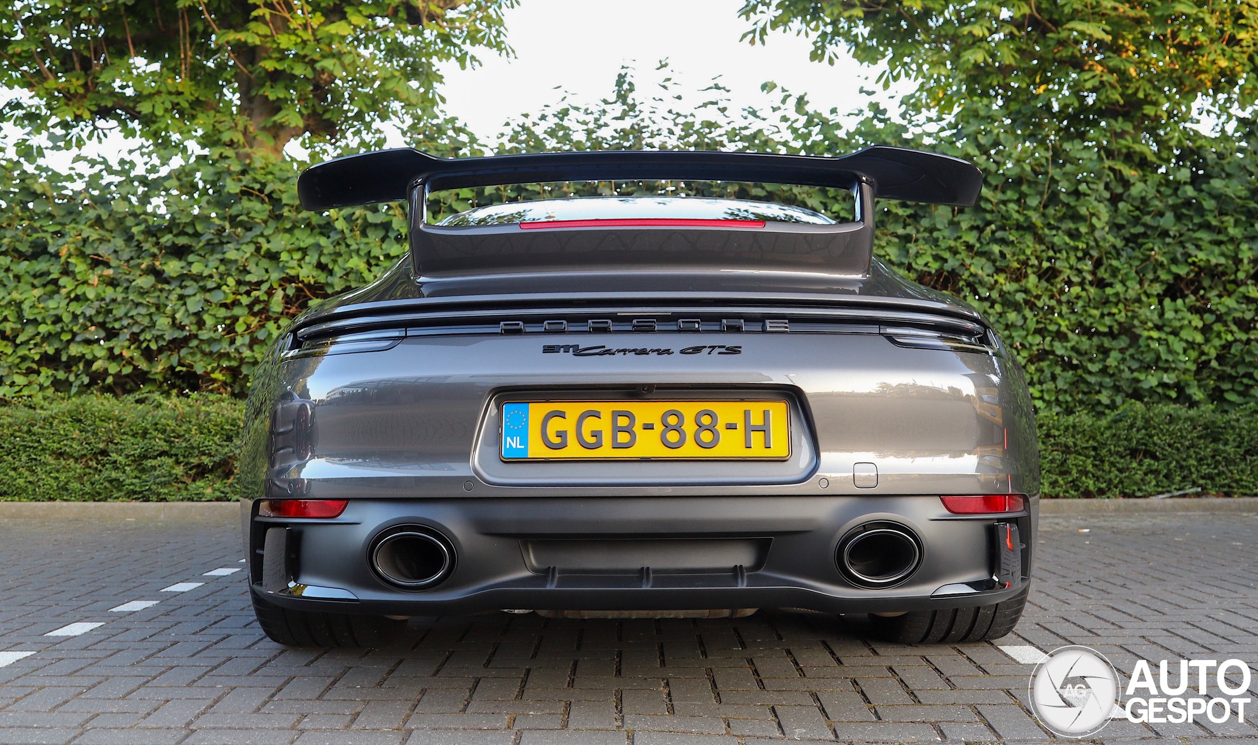 Porsche 992 Carrera GTS