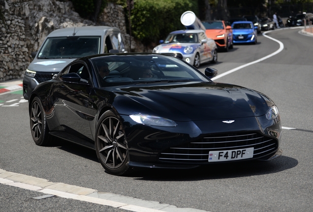 Aston Martin V8 Vantage 2018