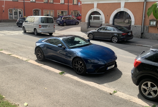 Aston Martin V8 Vantage 2018