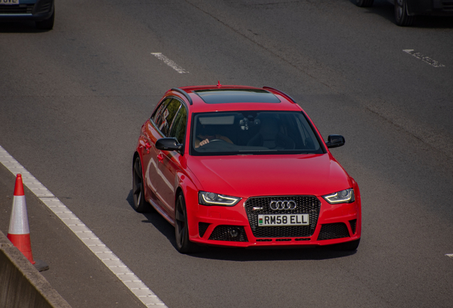 Audi RS4 Avant B8