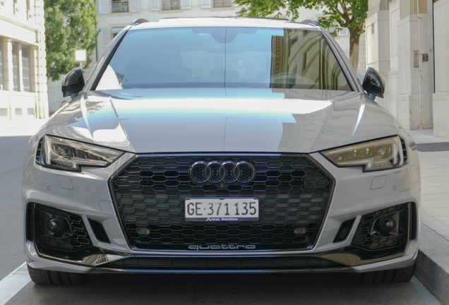 Audi RS4 Avant B9