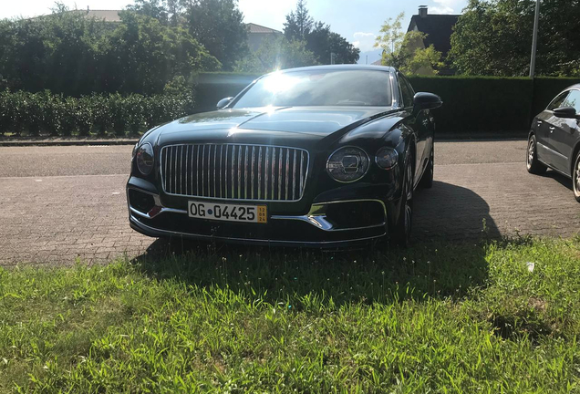 Bentley Flying Spur V8 2021