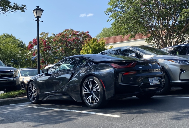 BMW i8