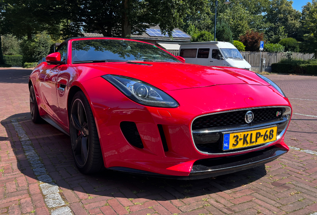 Jaguar F-TYPE S V8 Convertible