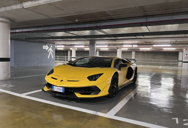 Lamborghini Aventador LP770-4 SVJ